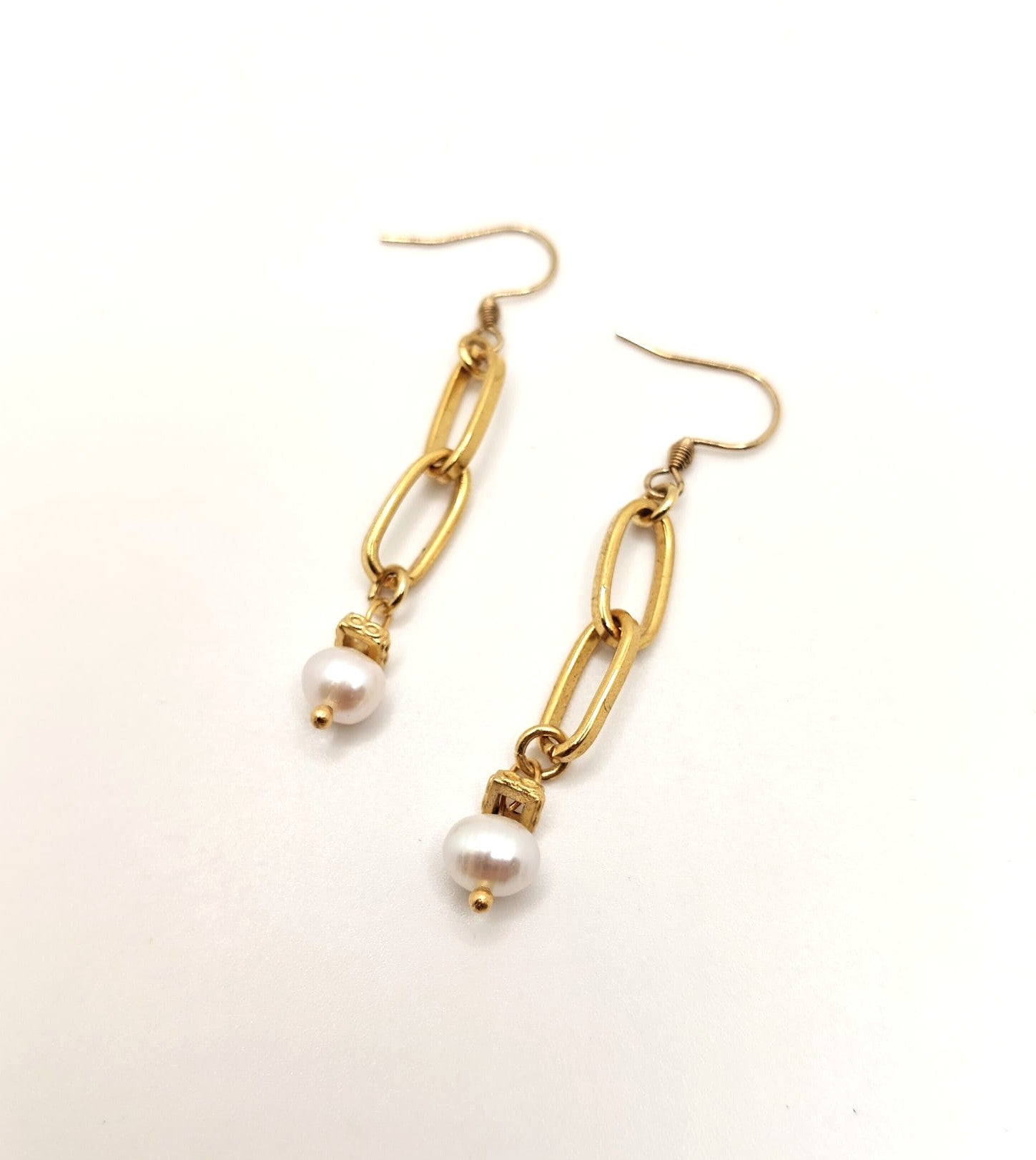 Chunky chain freshwater pearl earrings