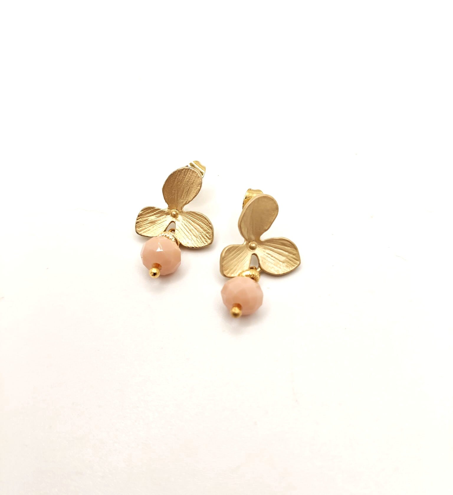 Pretty floral earrings