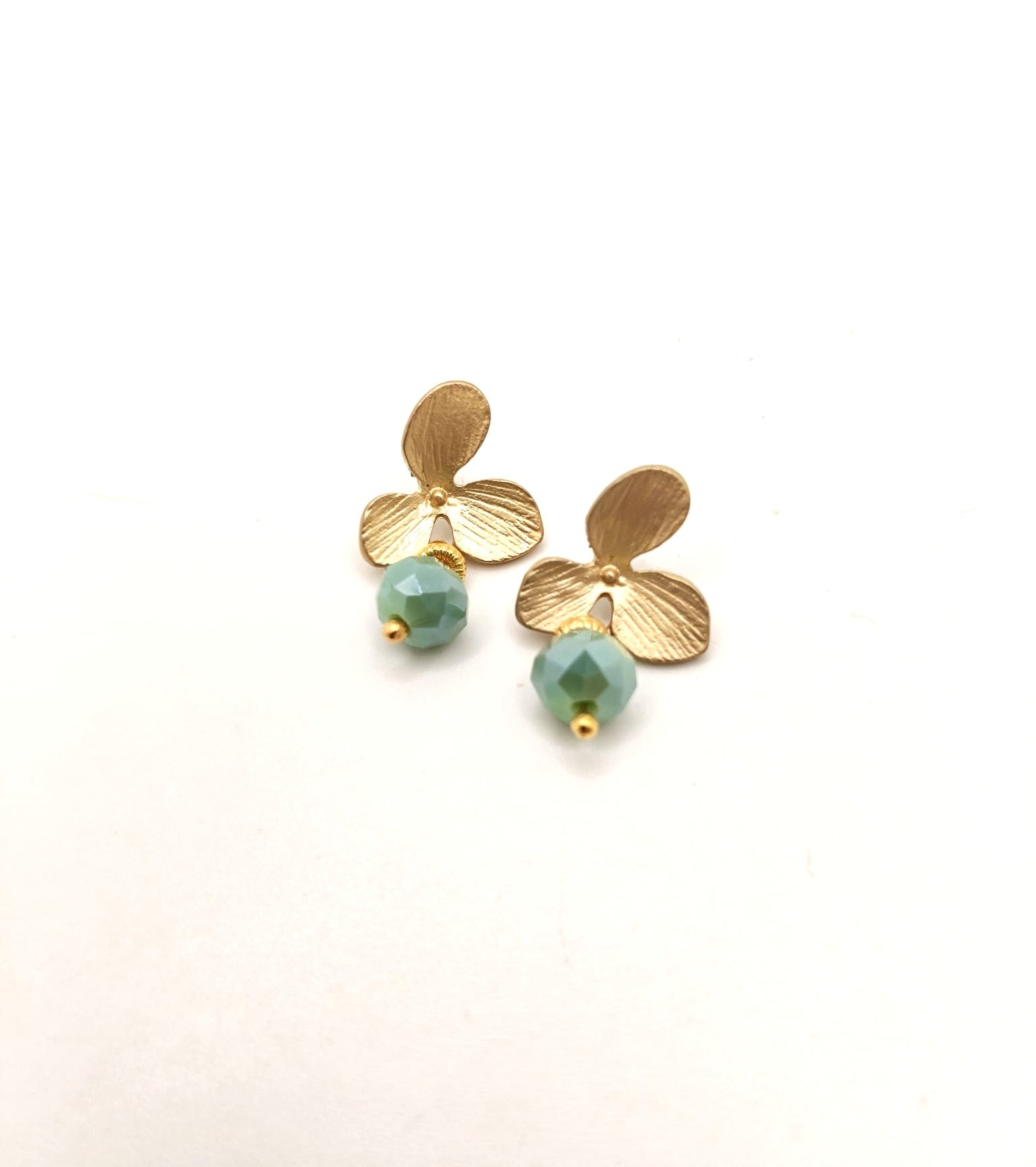 Pretty floral earrings