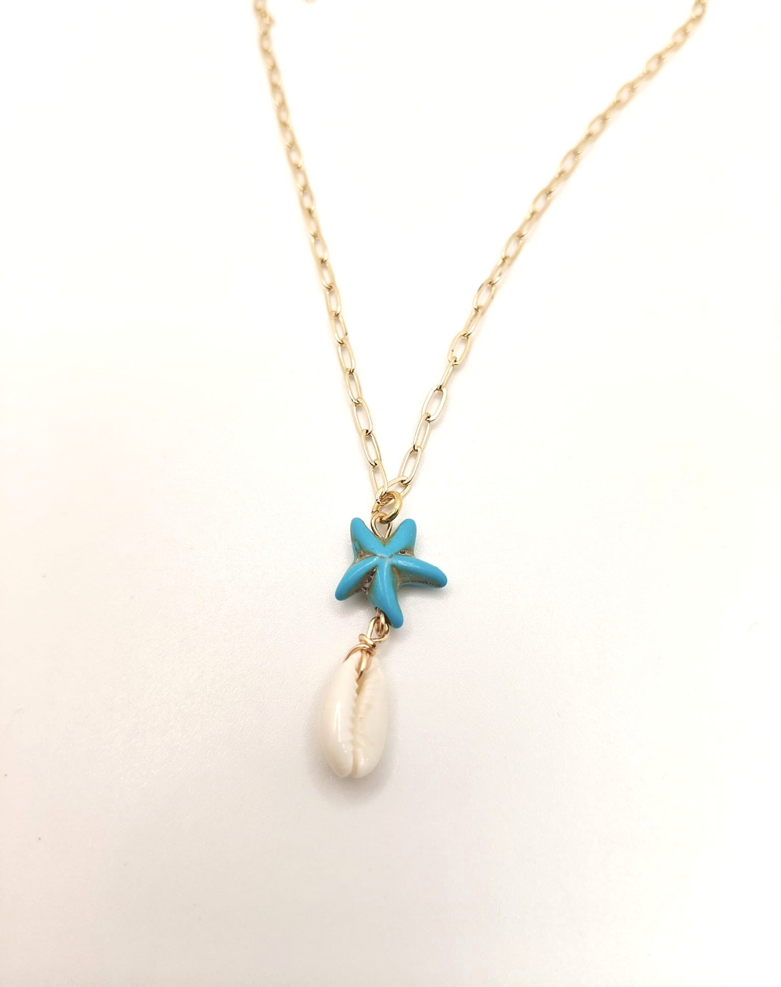 Summer Vibes: single pendant necklace
