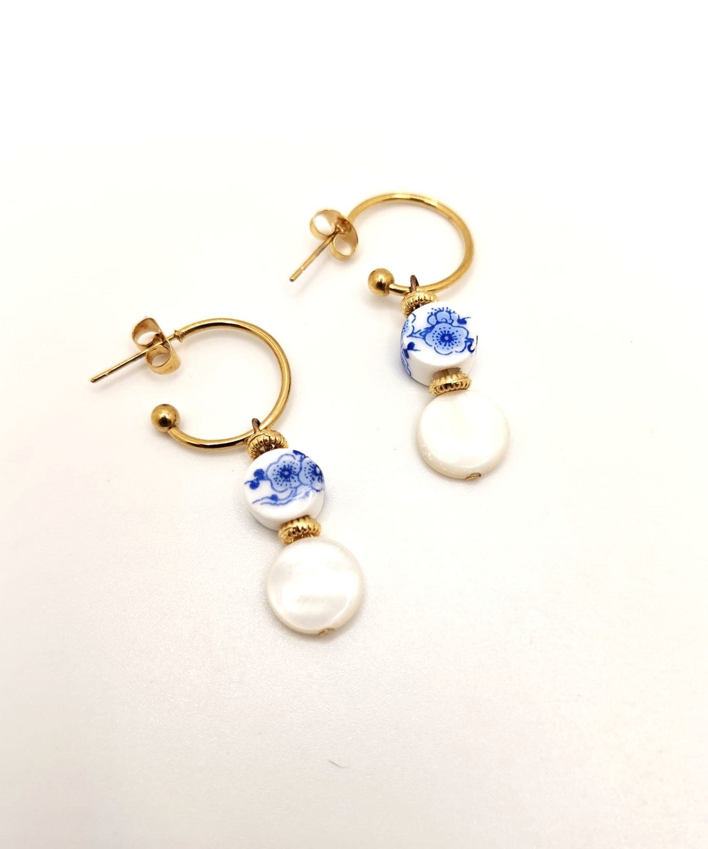 Floral beauty mother of pearl ceramic hoop earrings