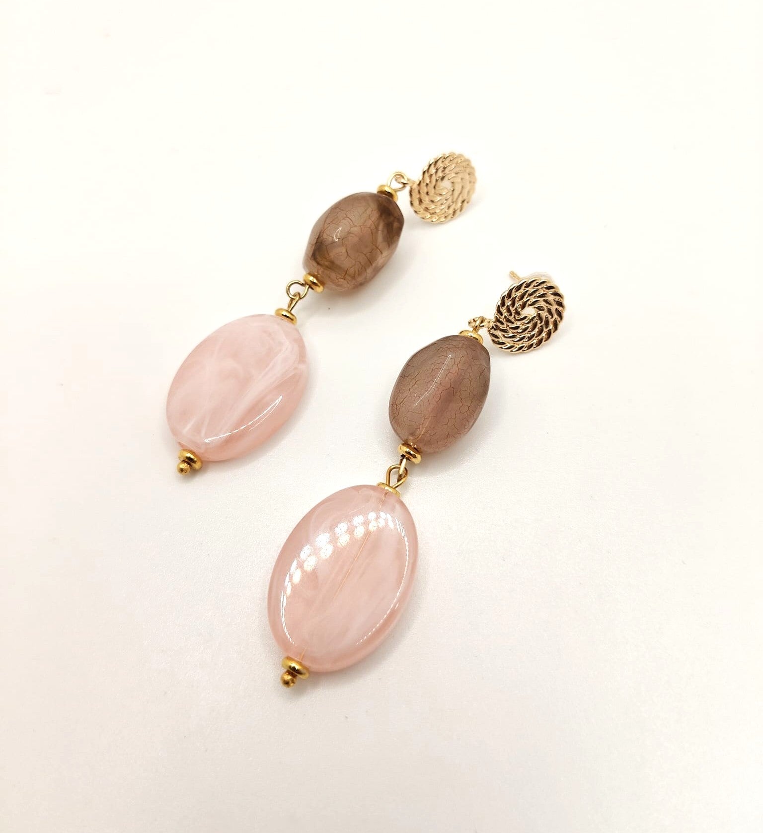 Sleek dangle earrings