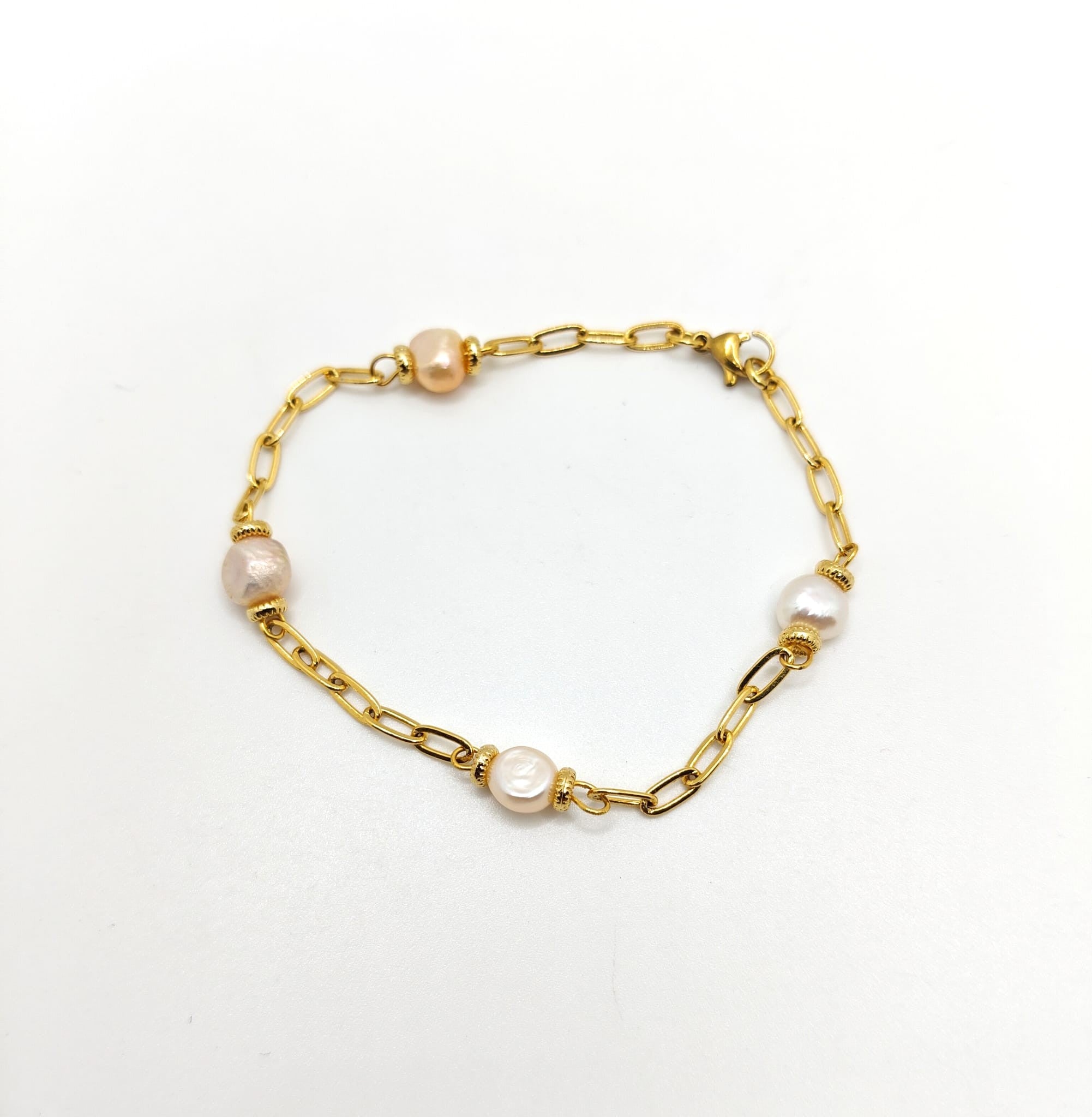 Freshwater pearl dainty bracelet